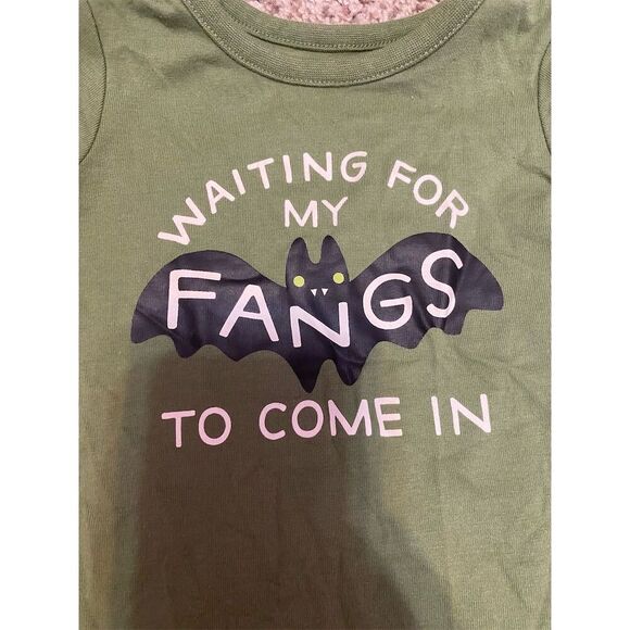 Cat & Jack Baby Bat Graphic Romper Green 3M-6M Unisex - Picture 2 of 3